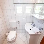 House Simoni With Pool, Zadar County