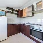 House Simoni With Pool, Zadar County Dom wakacyjny Privlaka (Zadar)