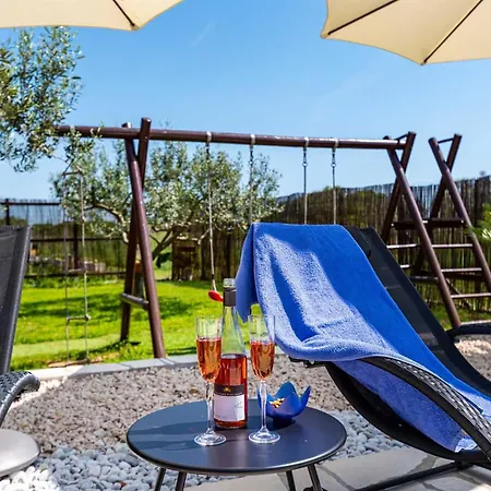 House Simoni With Pool, Zadar County Σπίτι διακοπών