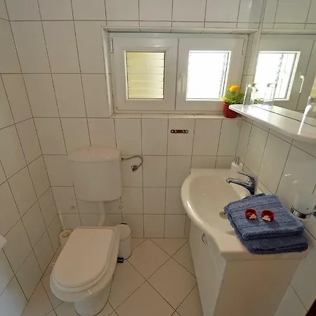 House Simoni With Pool, Zadar County Σπίτι διακοπών *