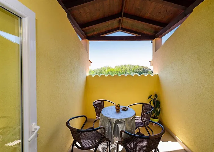 House Simoni With Pool, Zadar County *