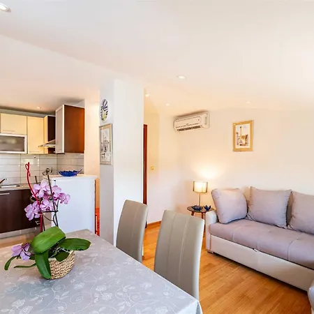 Ferienhaus House Simoni With Pool, Zadar County Privlaka (Zadar)