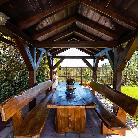 Ferienhaus House Simoni With Pool, Zadar County