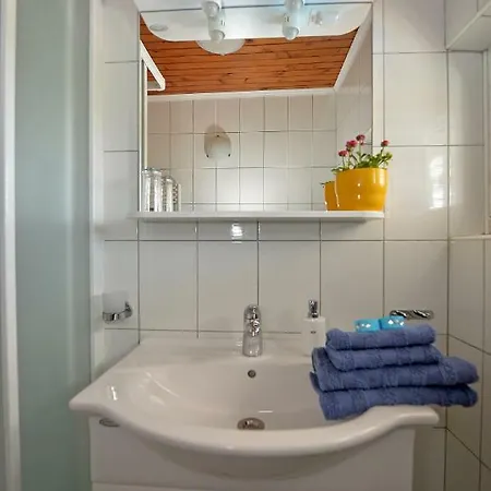 House Simoni With Pool, Zadar County * Privlaka (Zadar)