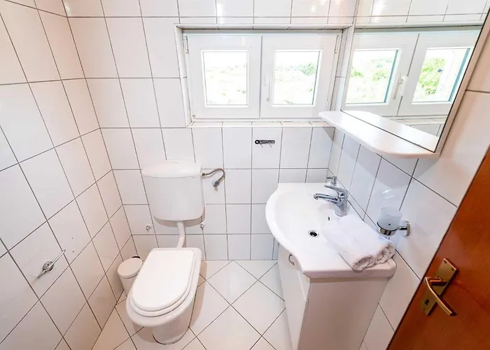 House Simoni With Pool, Zadar County