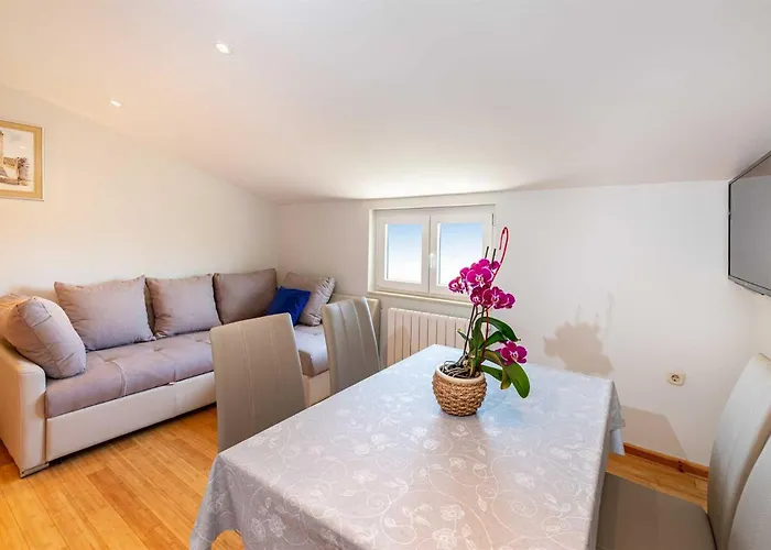 Prázdninový dům House Simoni With Pool, Zadar County