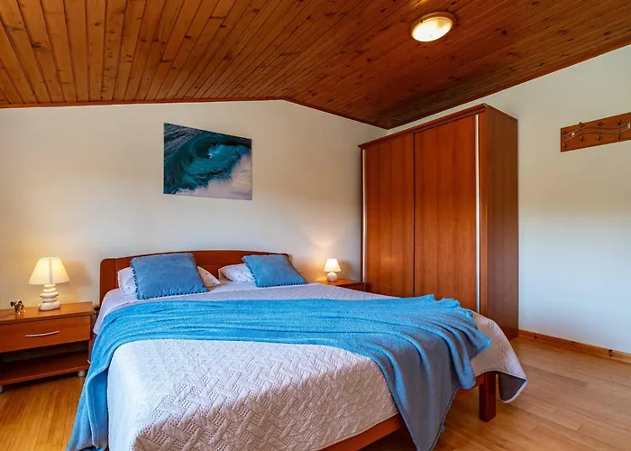 House Simoni With Pool, Zadar County Tatil Evi