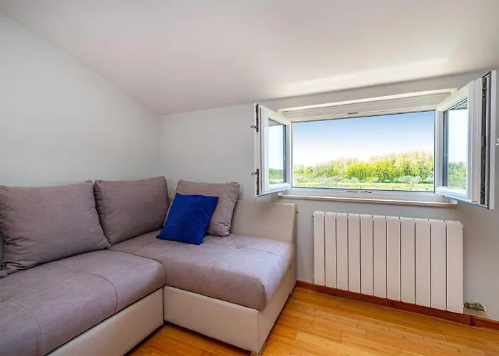 House Simoni With Pool, Zadar County *